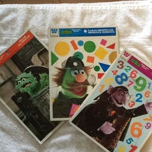 3 Vintage 1976 Sesame Street puzzles collectible